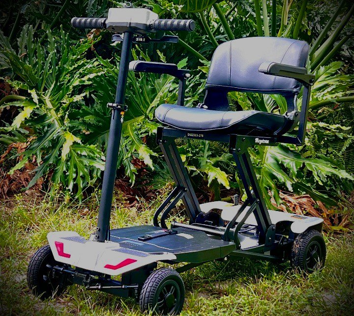 Megatrone Automatic Folding 4 Wheel Scooter - Image 5